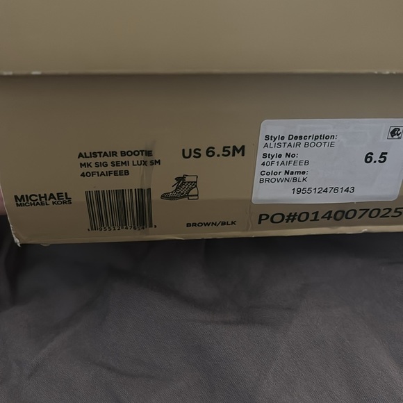 Braw new michael kors alistair bootie size 6.5 - Picture 3 of 4